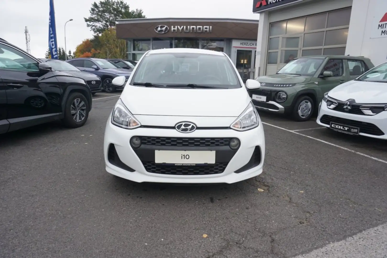 Hyundai i10 GO 1,0 MT 300f Blanc - 2