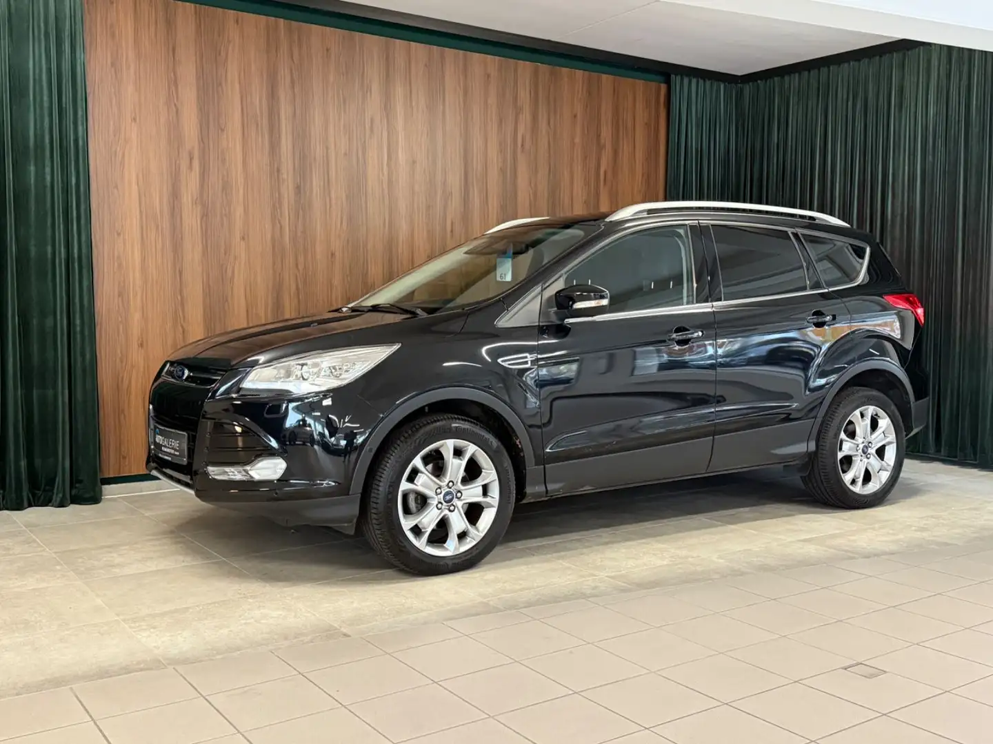 Ford Kuga 1.5 Titanium°Kamera°Bi-Xe°8-Fach°Leder°Temp Schwarz - 1