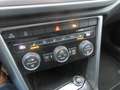 Volkswagen T-Roc Active 1.0 TSI NAVI PANORAMA ALU APS GJR SITZHEIZUNG CLIMATRONIC Grau - thumbnail 12