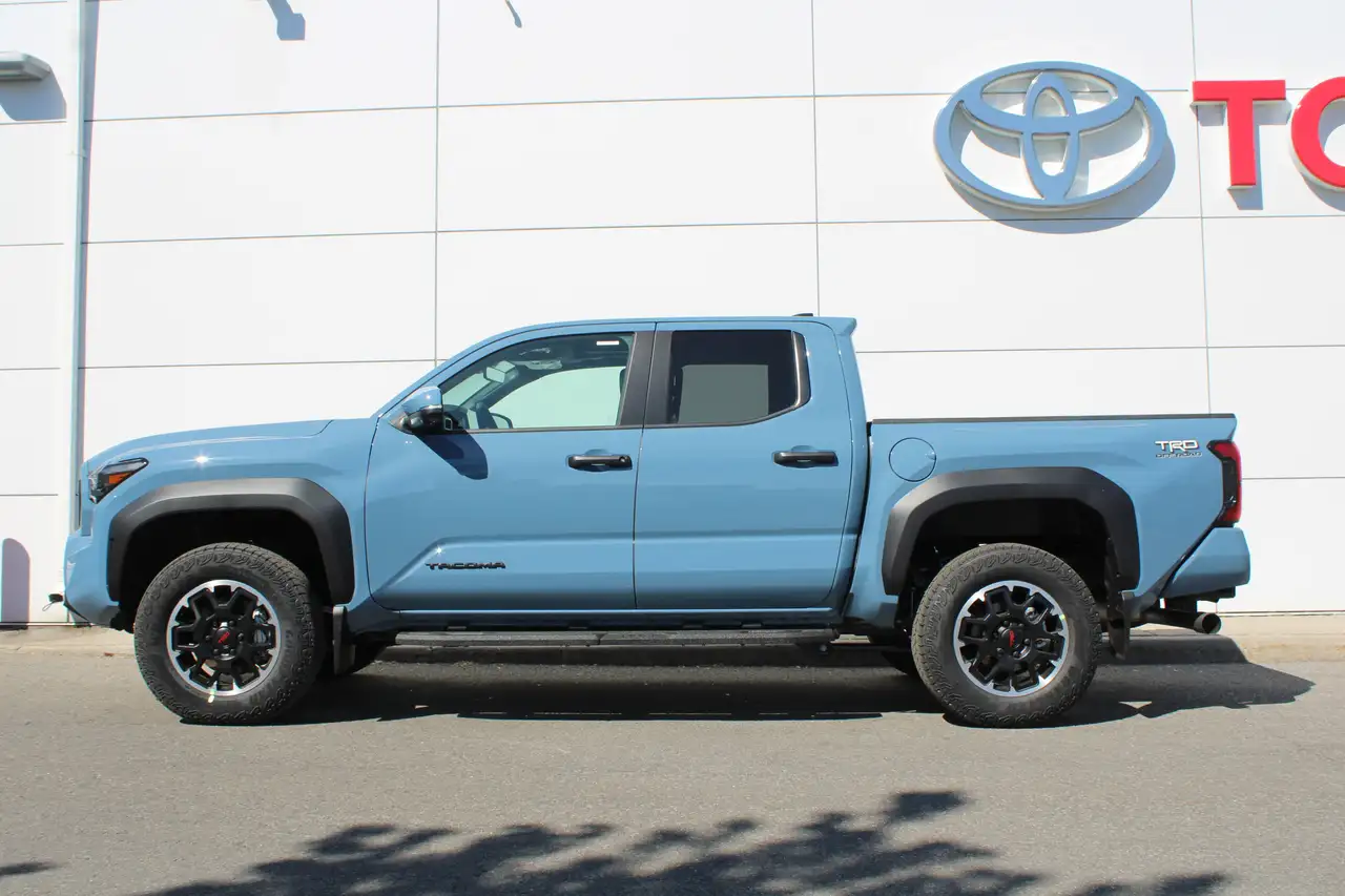 Toyota Tacoma photo Toyota Tacoma