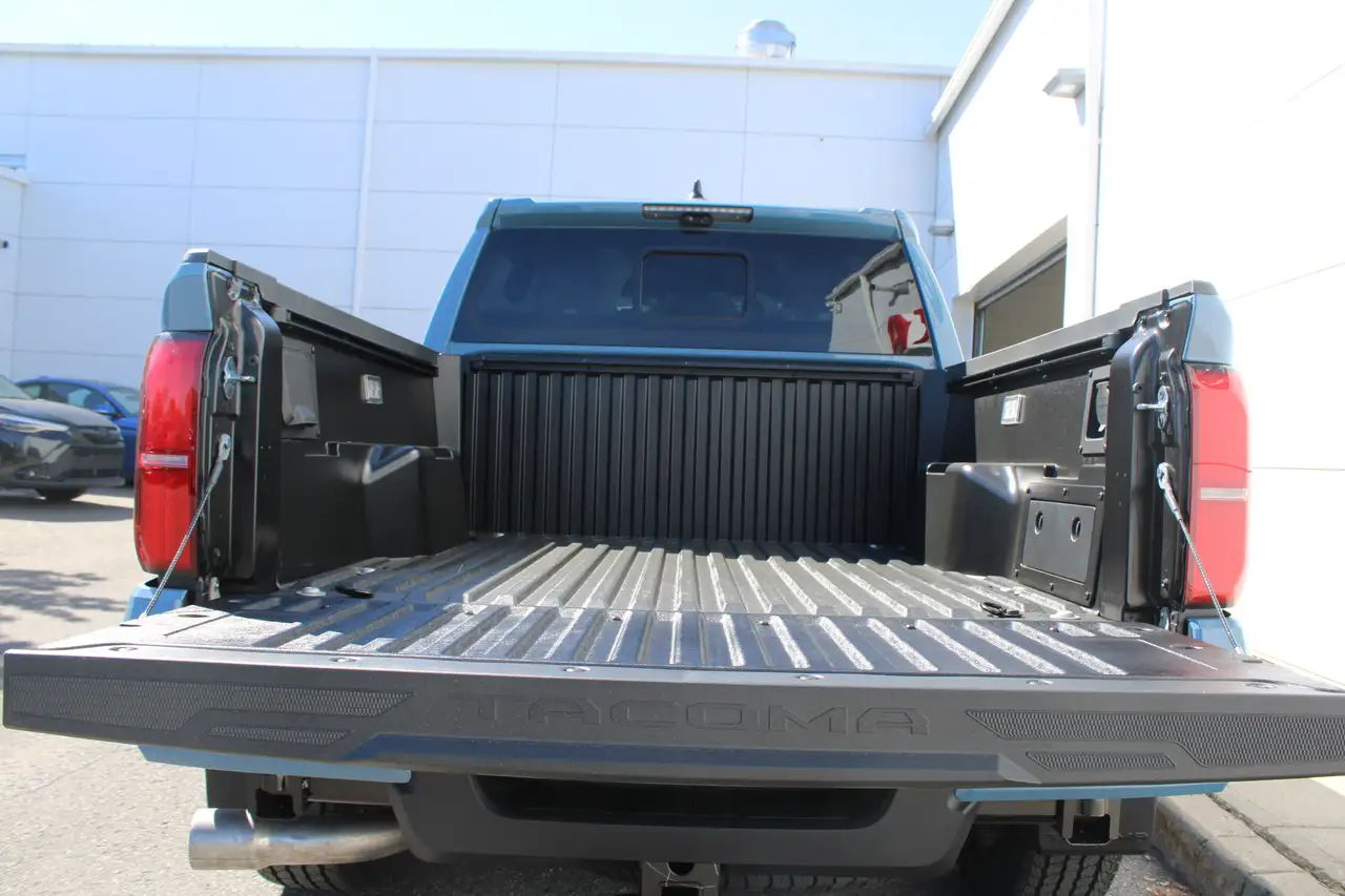 Toyota Tacoma photo Toyota Tacoma