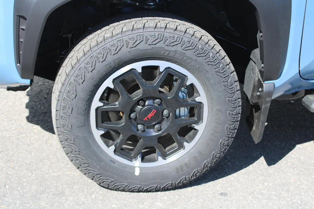 Toyota Tacoma photo Toyota Tacoma