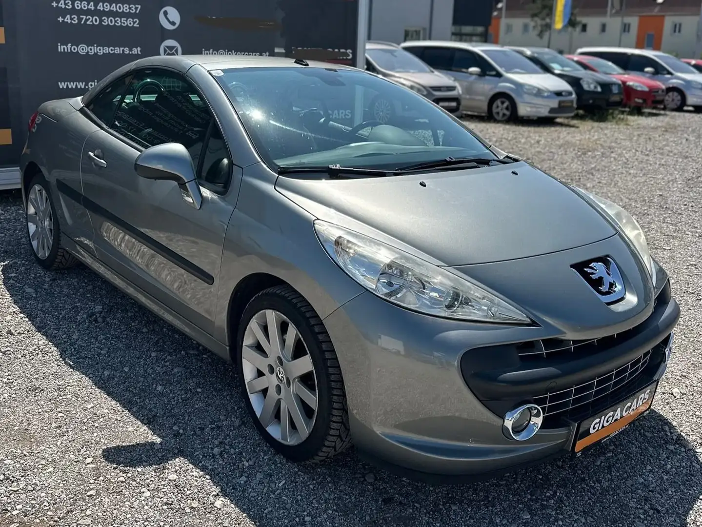 Peugeot 207 CC Active 1,6 HDi 110 Grau - 2