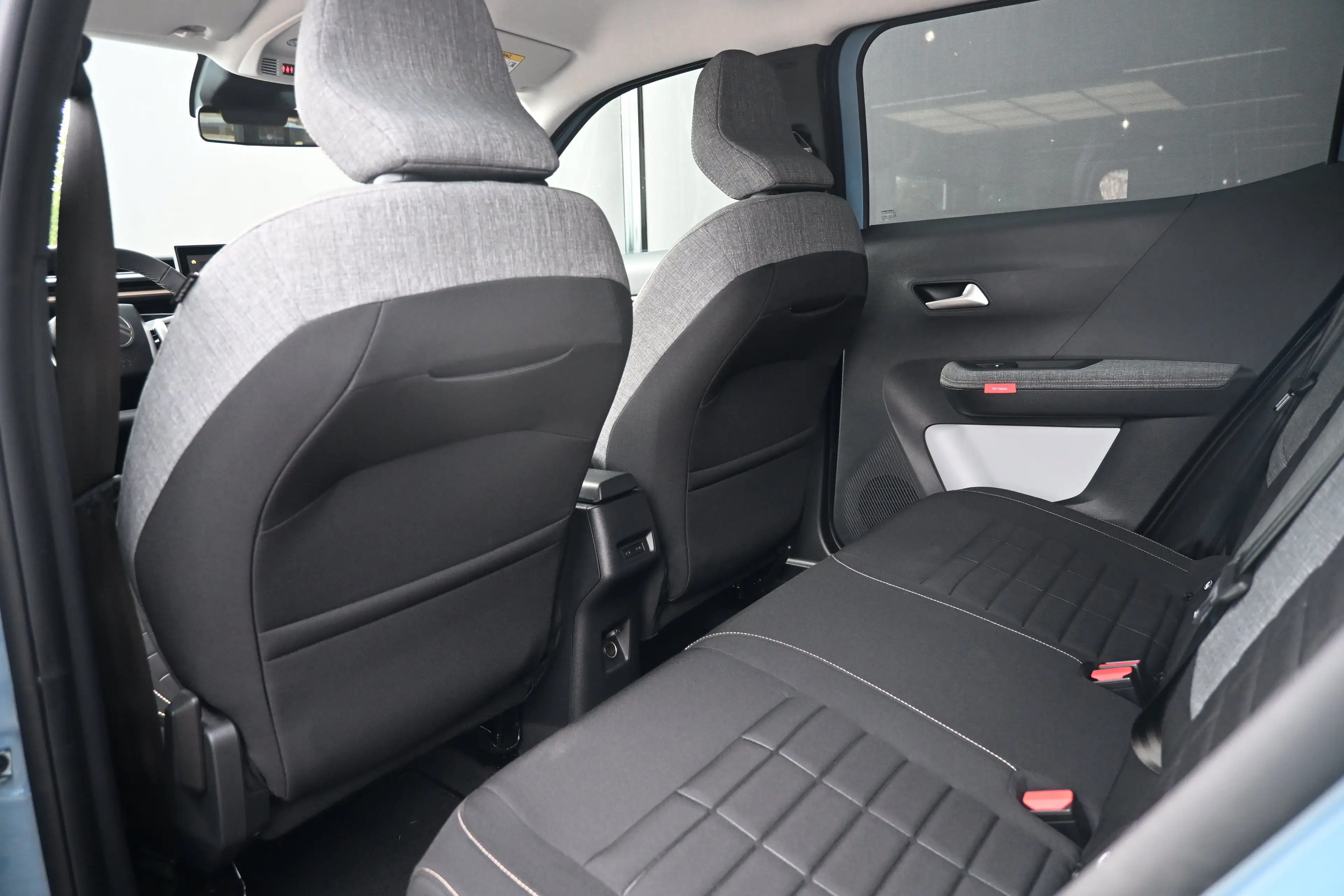 Citroen C3 Aircross 1.2 Hybrid 145pk Plus DEMO-DEAL! Tot 8 Jaar Garant — photo 10