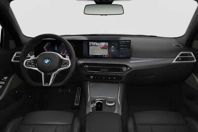 BMW 3 Series view 3