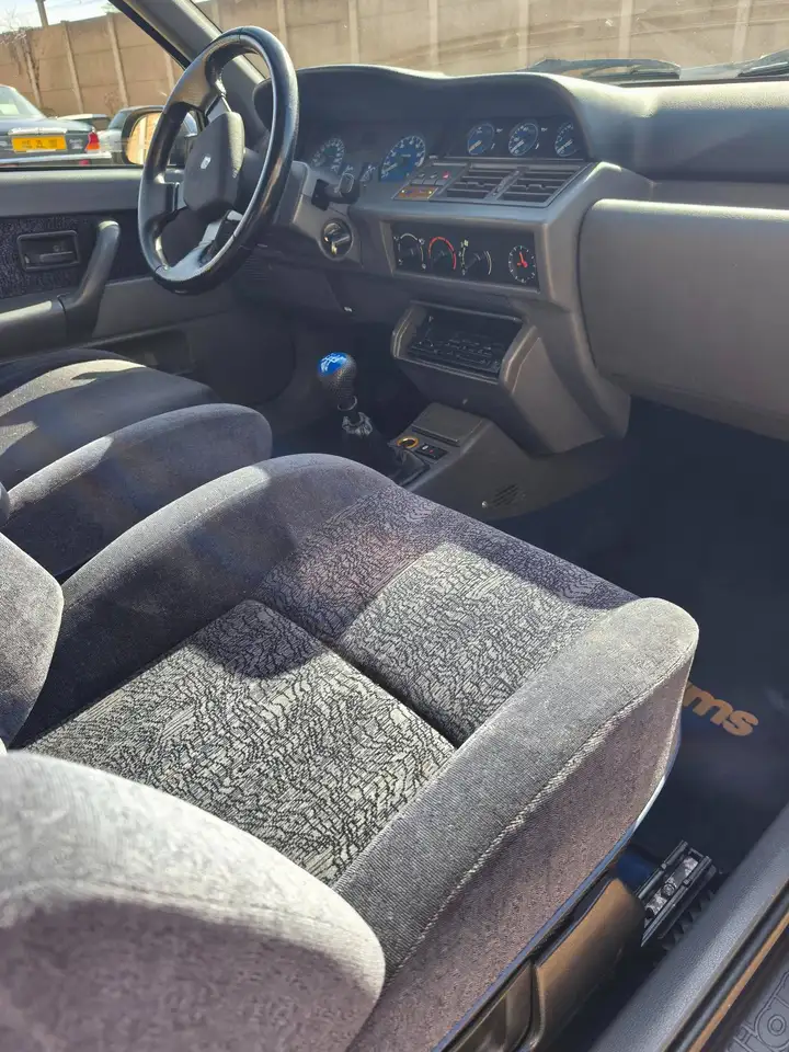 Renault Clio Citadine 3 portes — photo 15