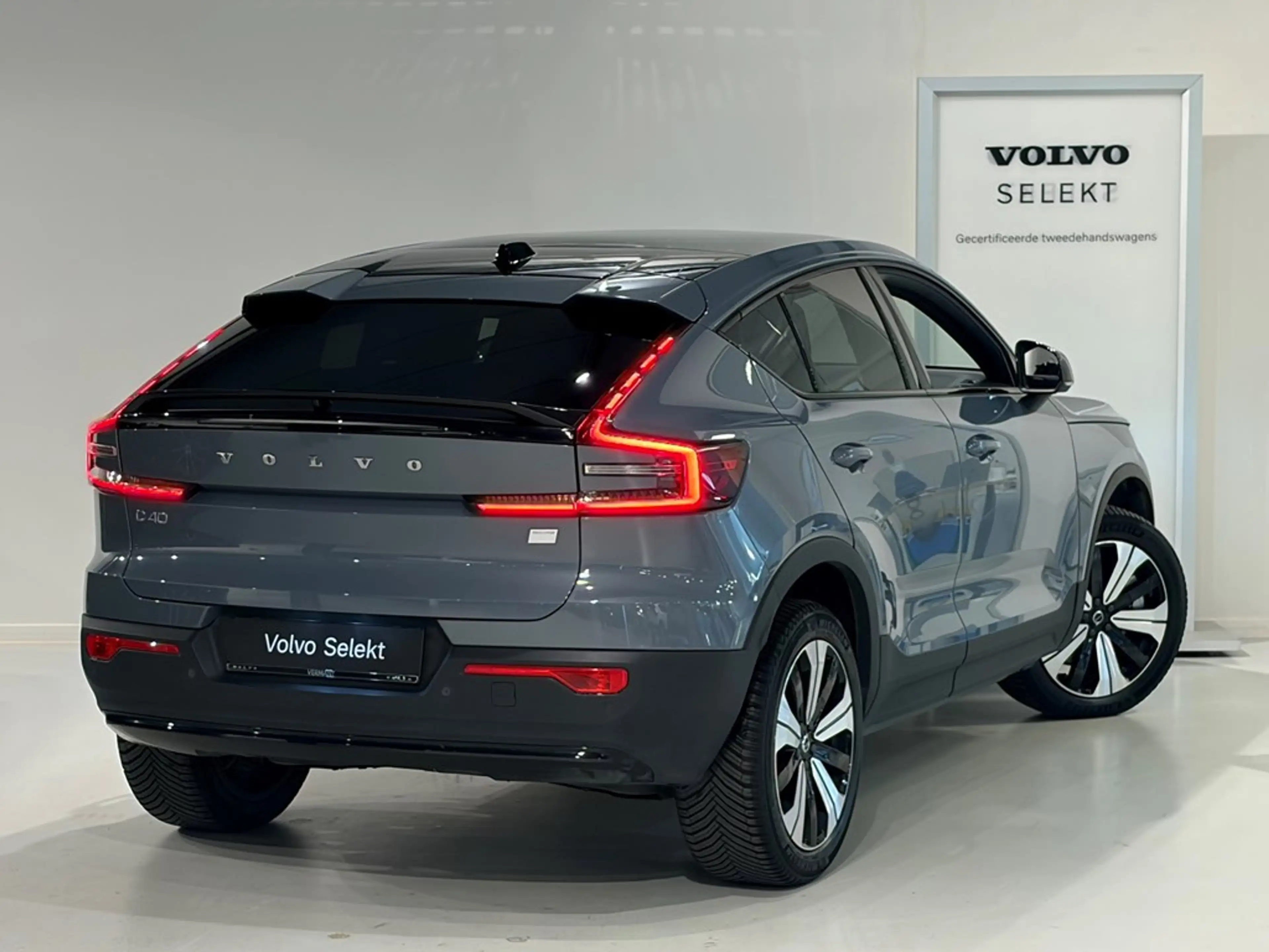 Volvo C40 Recharge Plus — photo 2