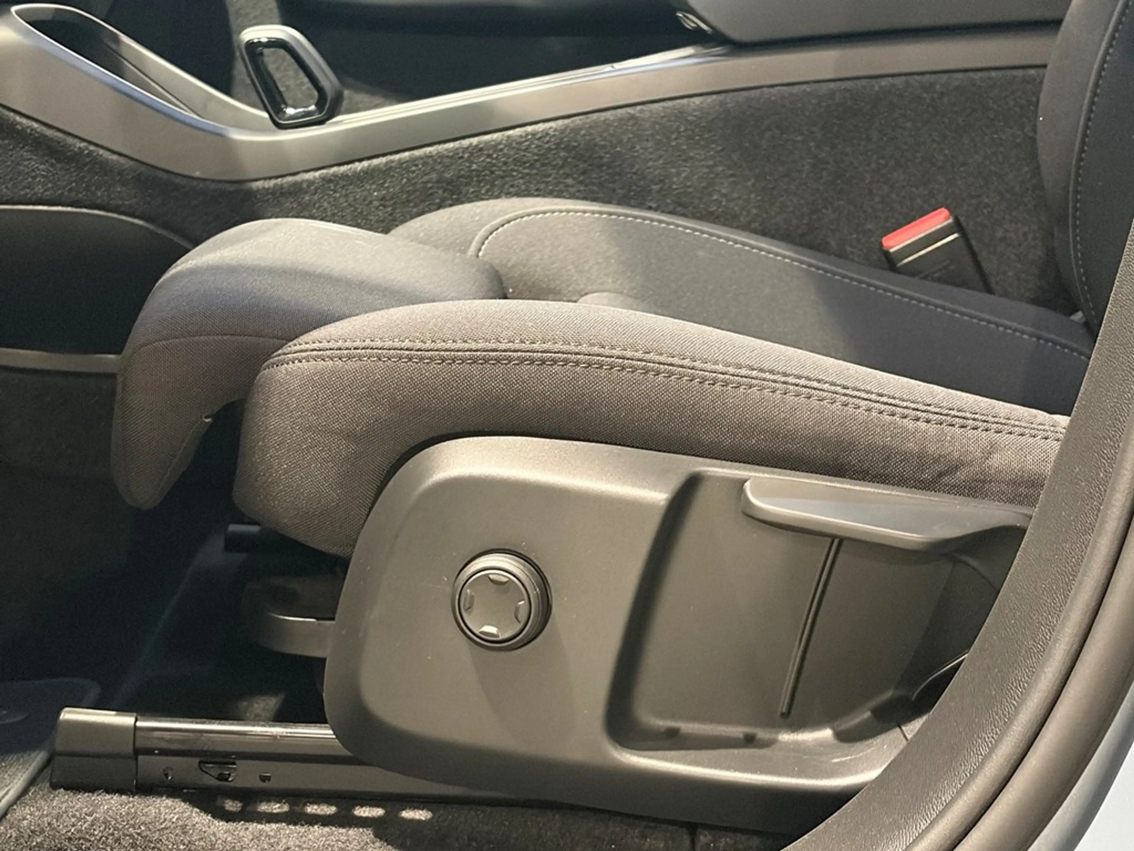 Volvo C40 Recharge Plus — photo 6