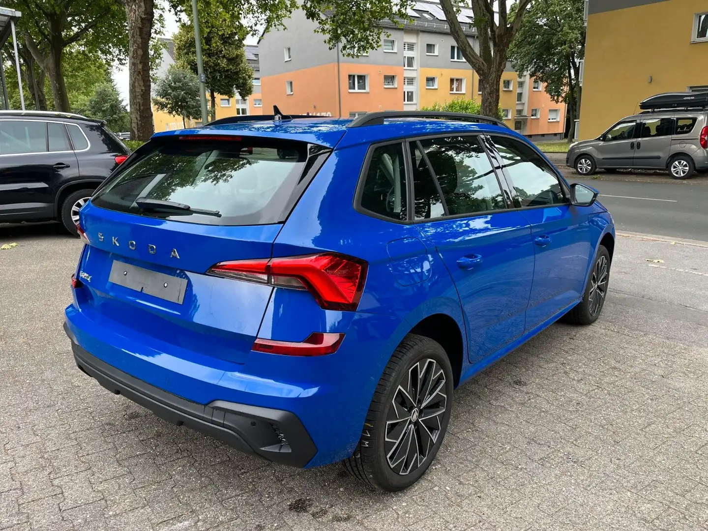 Skoda Kamiq Essence 1.0 DSG MATRIX LED Blau - 2