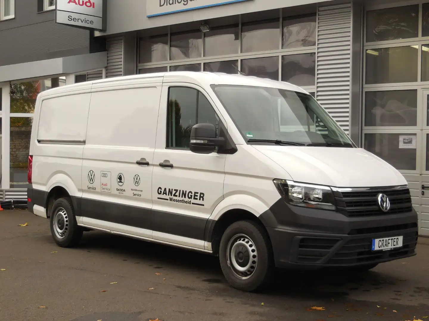 Volkswagen Crafter TDI Kastenwagen Blanco - 1