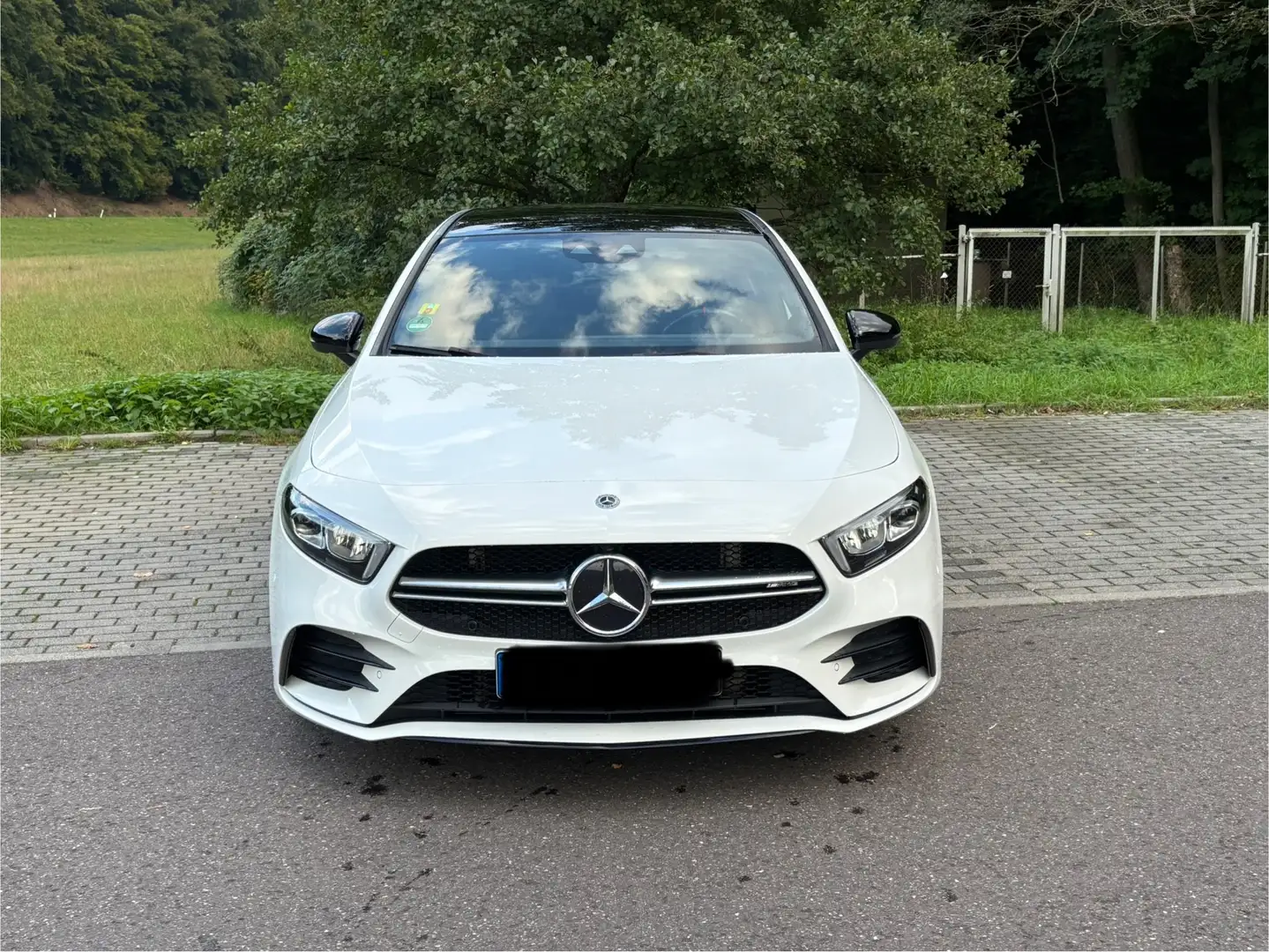 Mercedes-Benz A 35 AMG AMG A 35 4Matic AMG Speedshift DCT 7G Weiß - 2