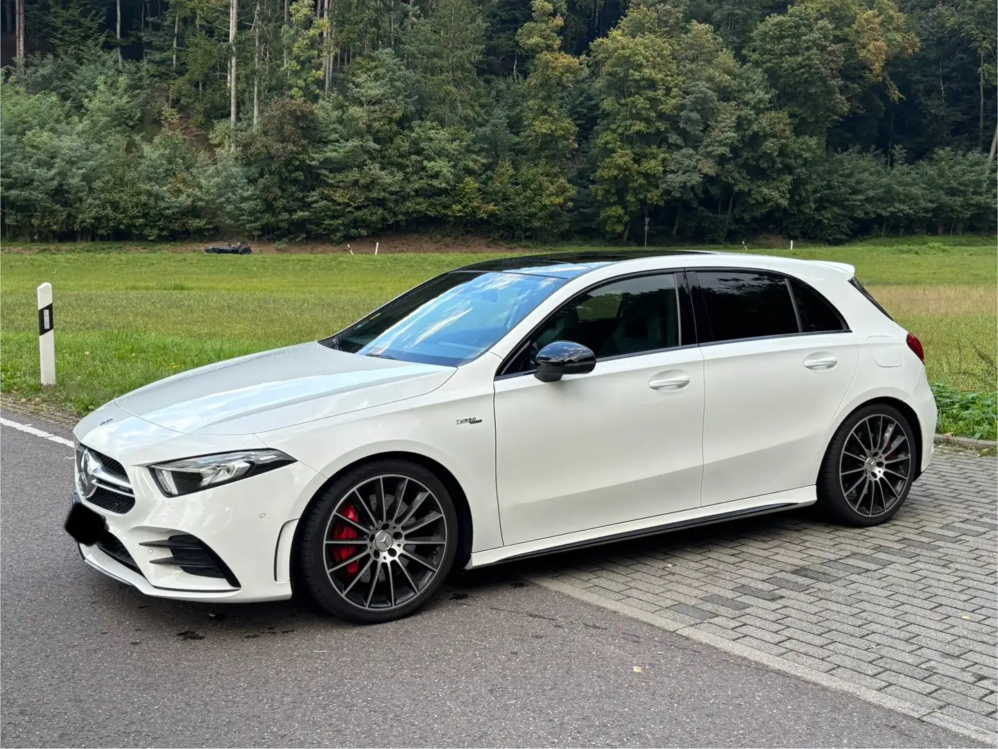 Mercedes-Benz A 35 AMG AMG A 35 4Matic AMG Speedshift DCT 7G Weiß - 1