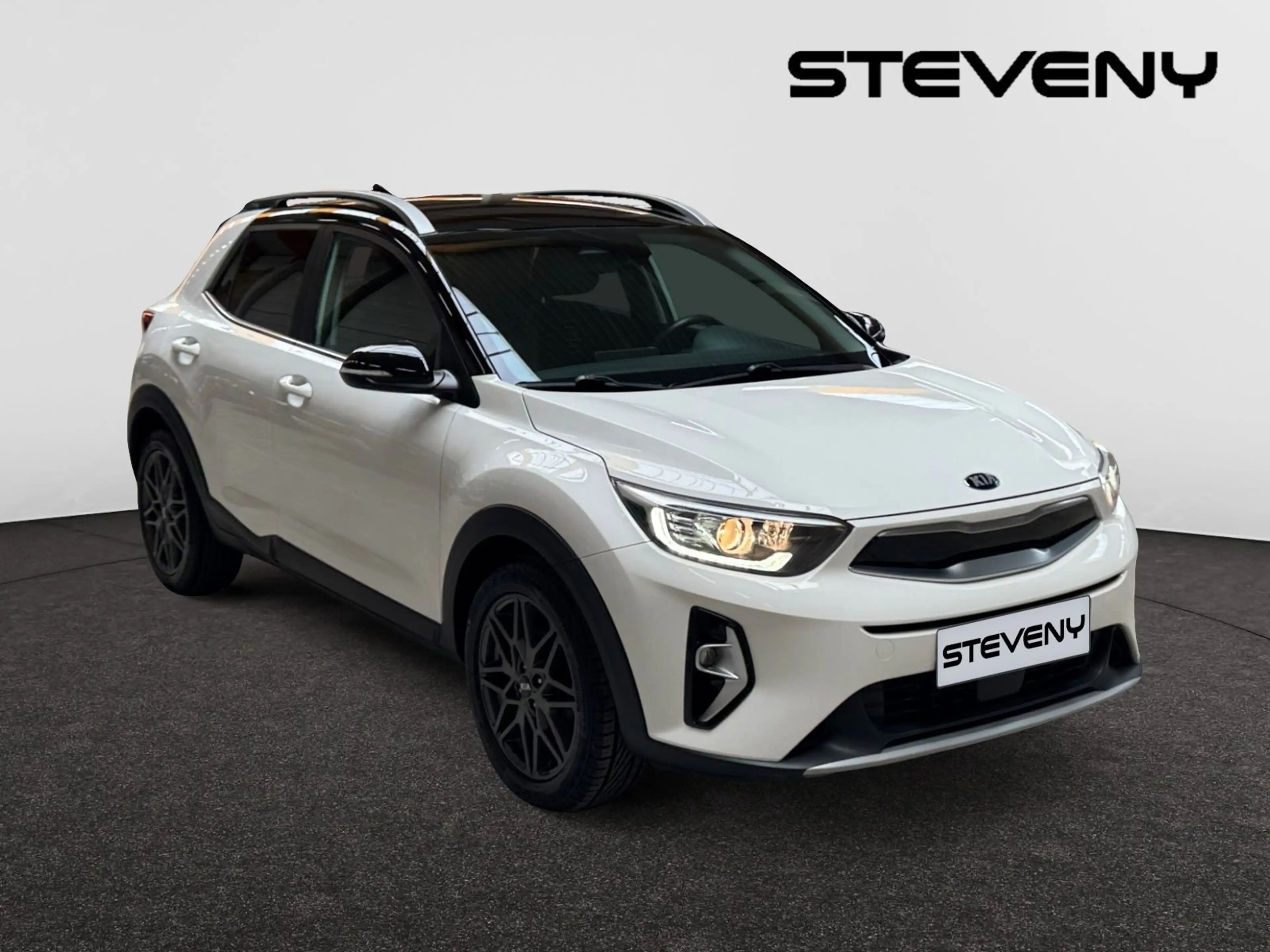 Kia Stonic Black Edition 1.0T 120cv MHEV — photo 2