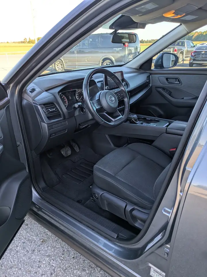 Nissan Rogue снимка Nissan Rogue