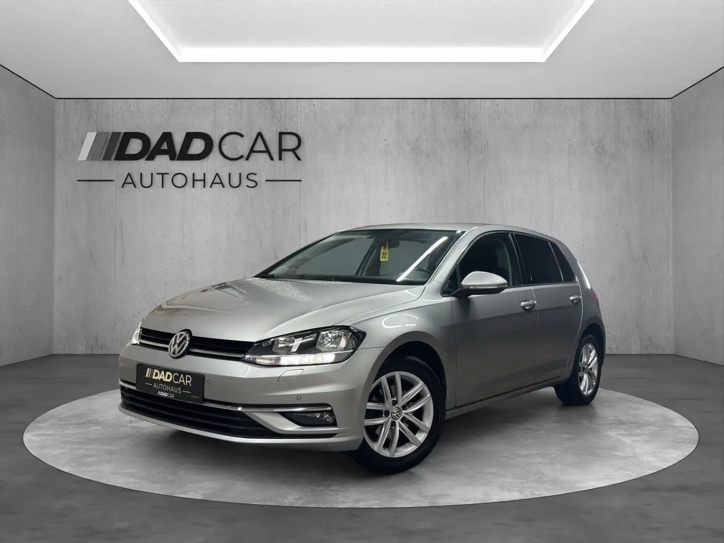 Volkswagen Golf VII/7 Comfortline 1.0TSI 1.Hand*ACC*CARPLAY Zilver - 1