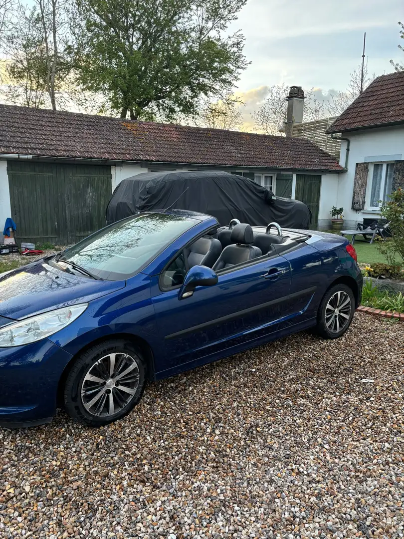 Peugeot 207 CC 1.6 HDi 16V 110ch FAP BLUE LION Féline - 1