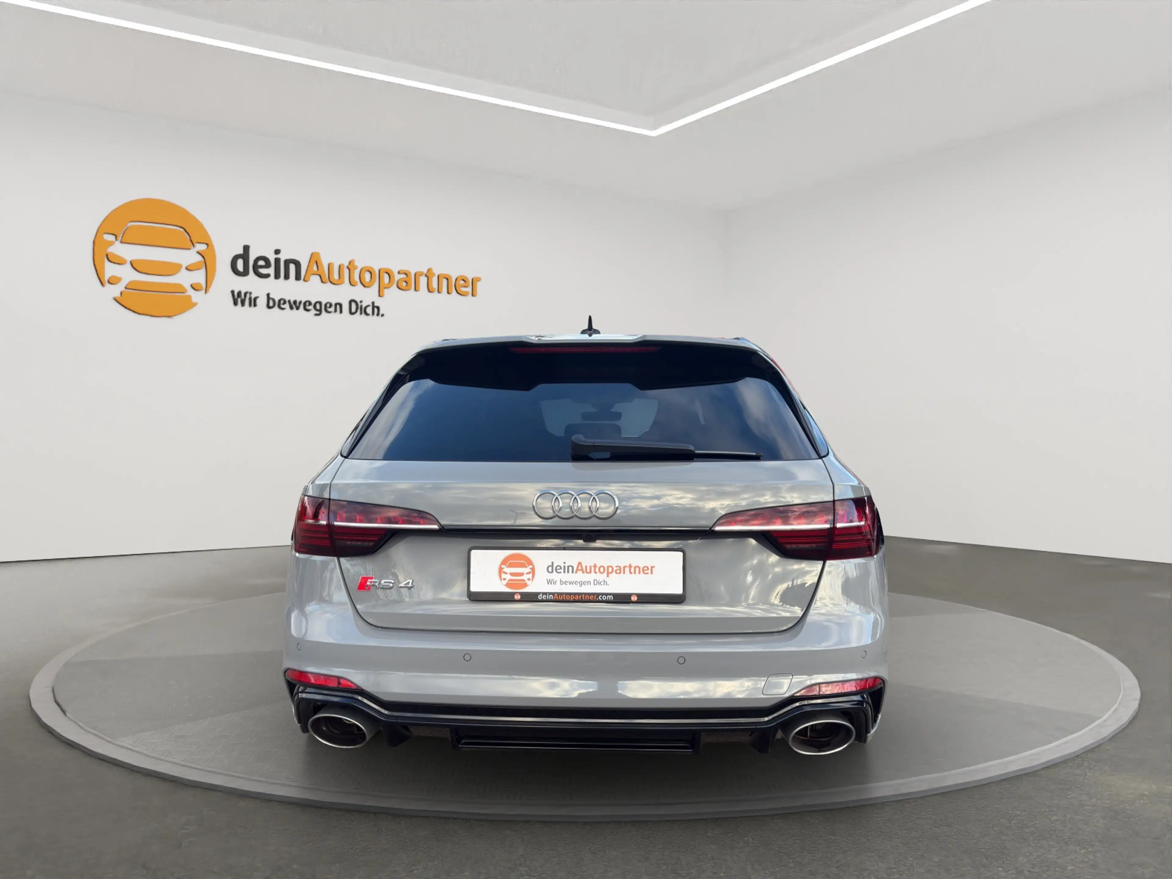 Audi RS4 RS 4 Avant /MASSAGE/20"/RFK/SPUR/BLACK PANO MTRX q — photo 6