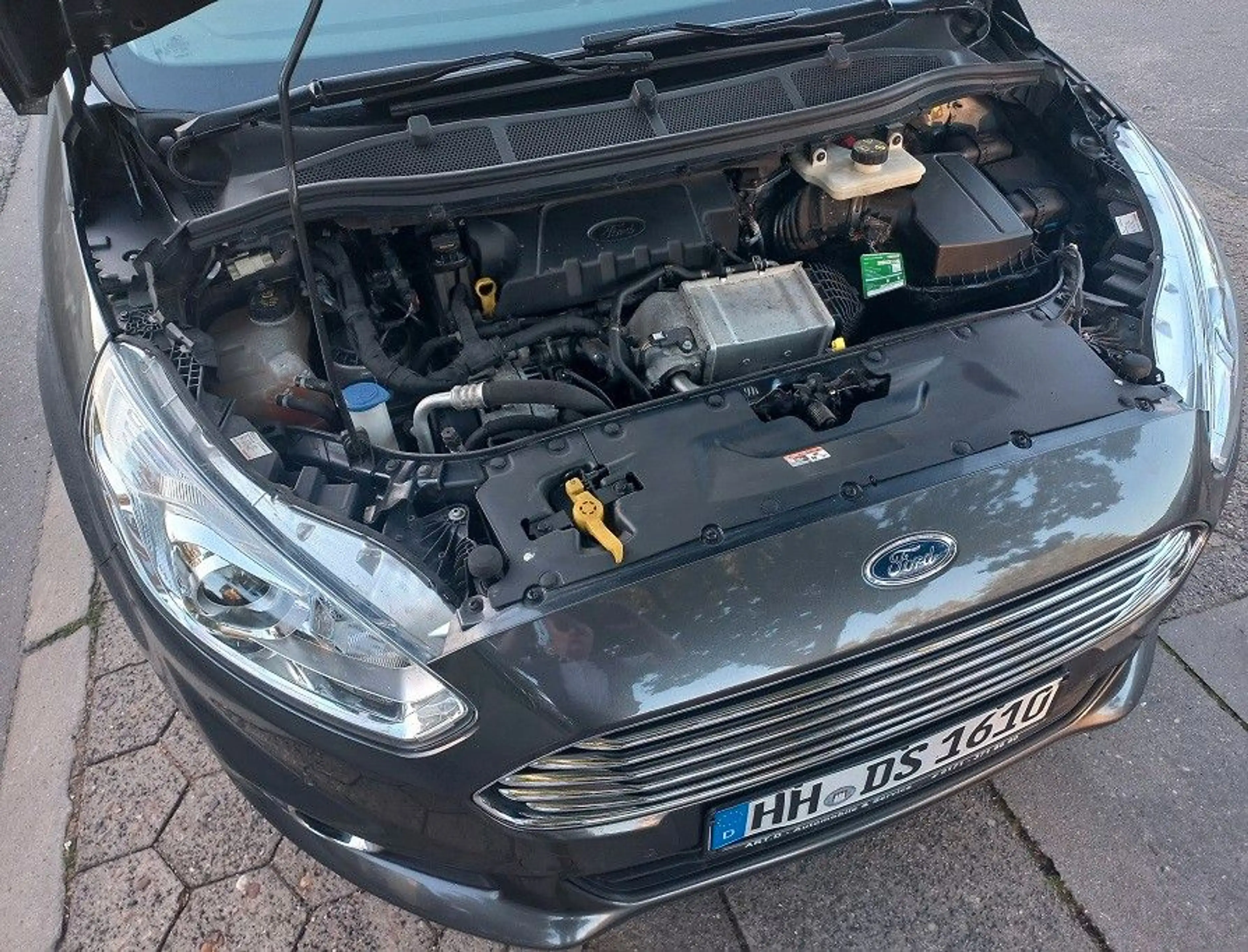 Ford S-Max 2,0 TDCi Aut. 7-Sitze Klima Navi SHZ LMF17 — photo 39