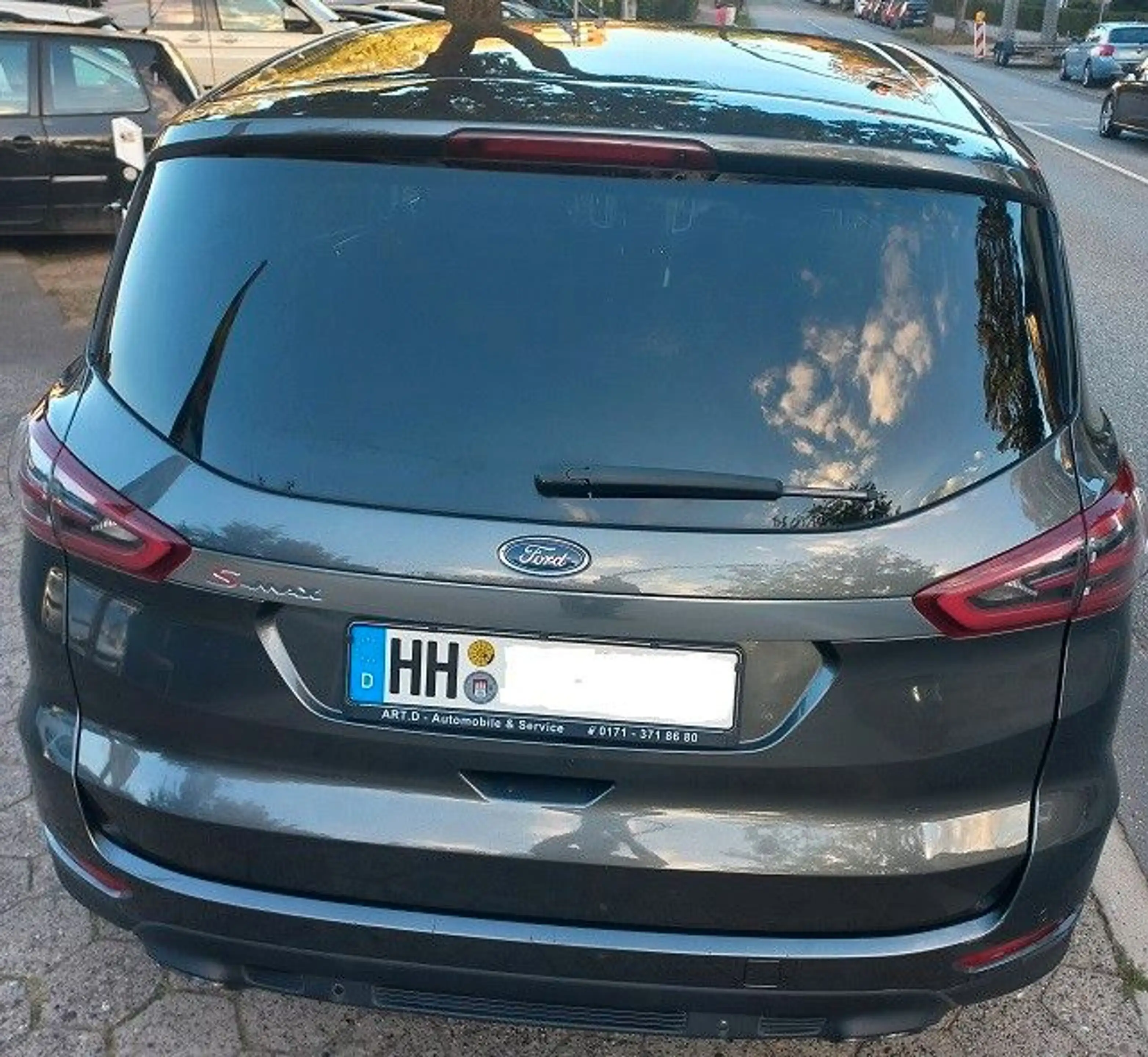 Ford S-Max 2,0 TDCi Aut. 7-Sitze Klima Navi SHZ LMF17 — photo 9