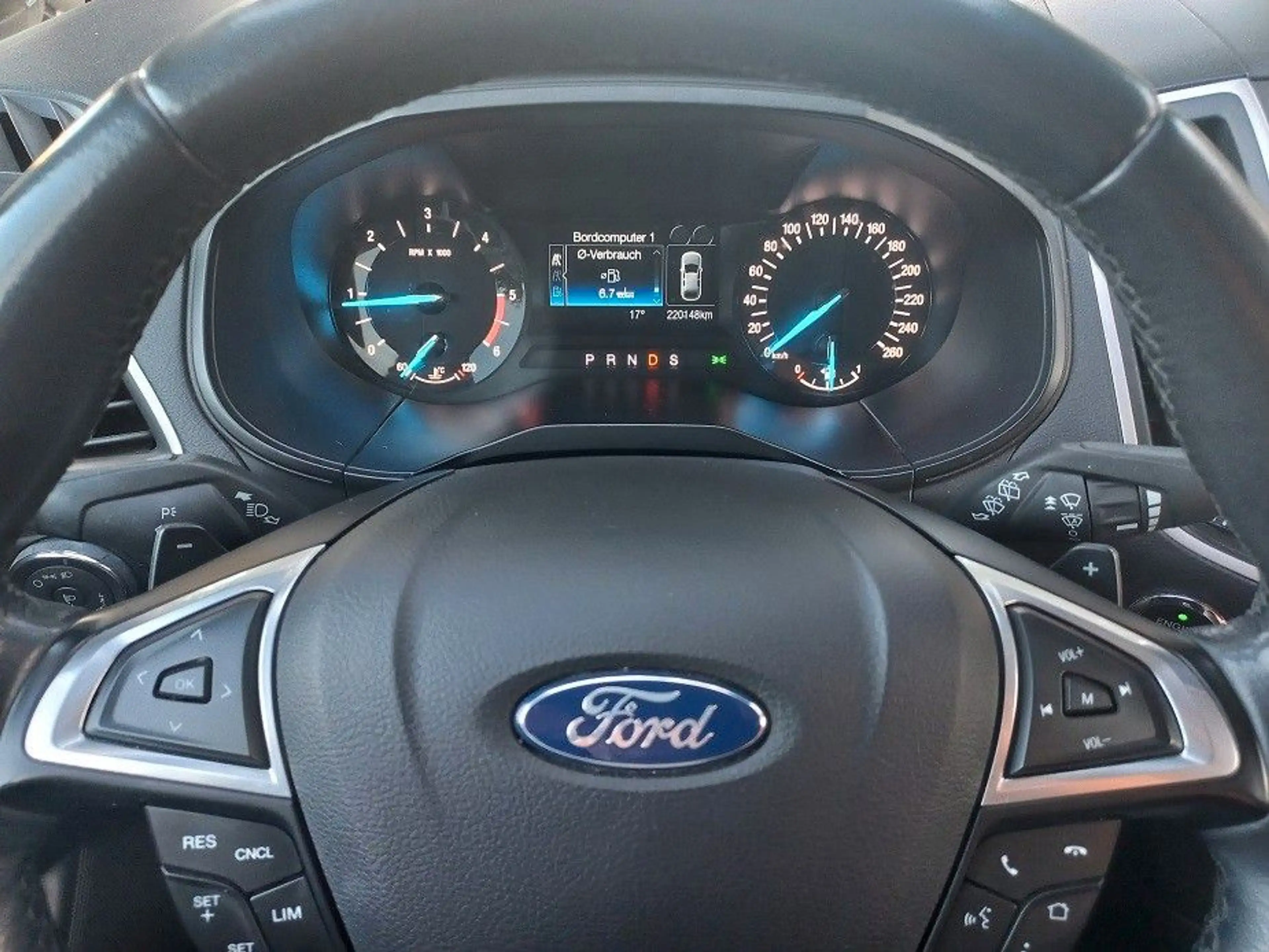 Ford S-Max 2,0 TDCi Aut. 7-Sitze Klima Navi SHZ LMF17 — photo 27