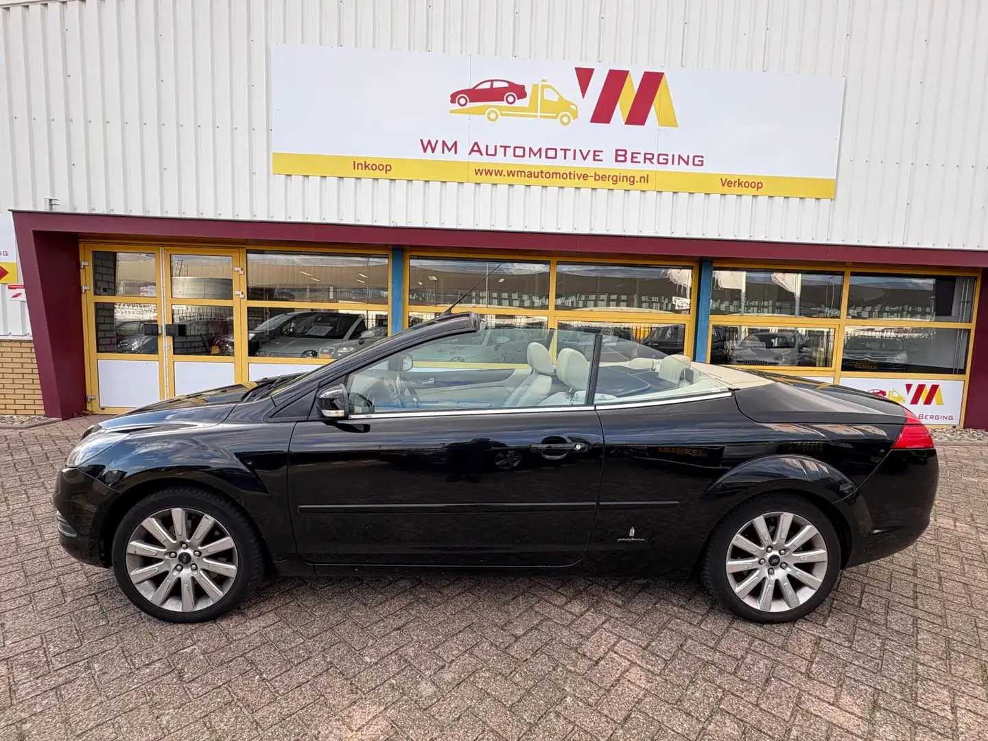 Ford Focus CC Coupé-Cabriolet 2.0 Limited APK T/M 5-11-2026 Zwart - 2