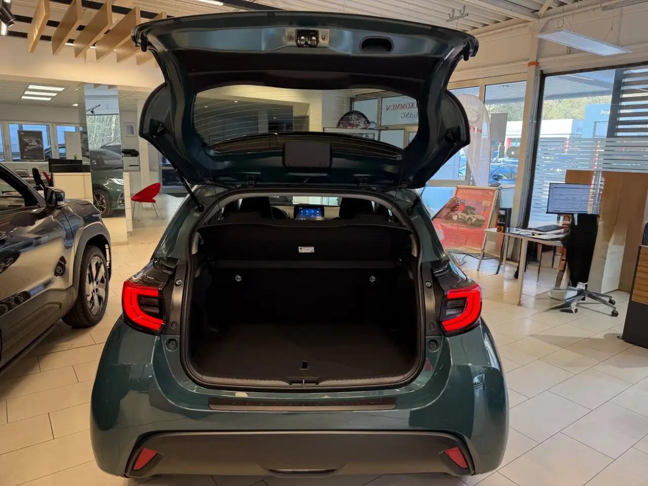Toyota Yaris 1.5 Hybrid Teamplayer Comfort-Paket, Kamera 4