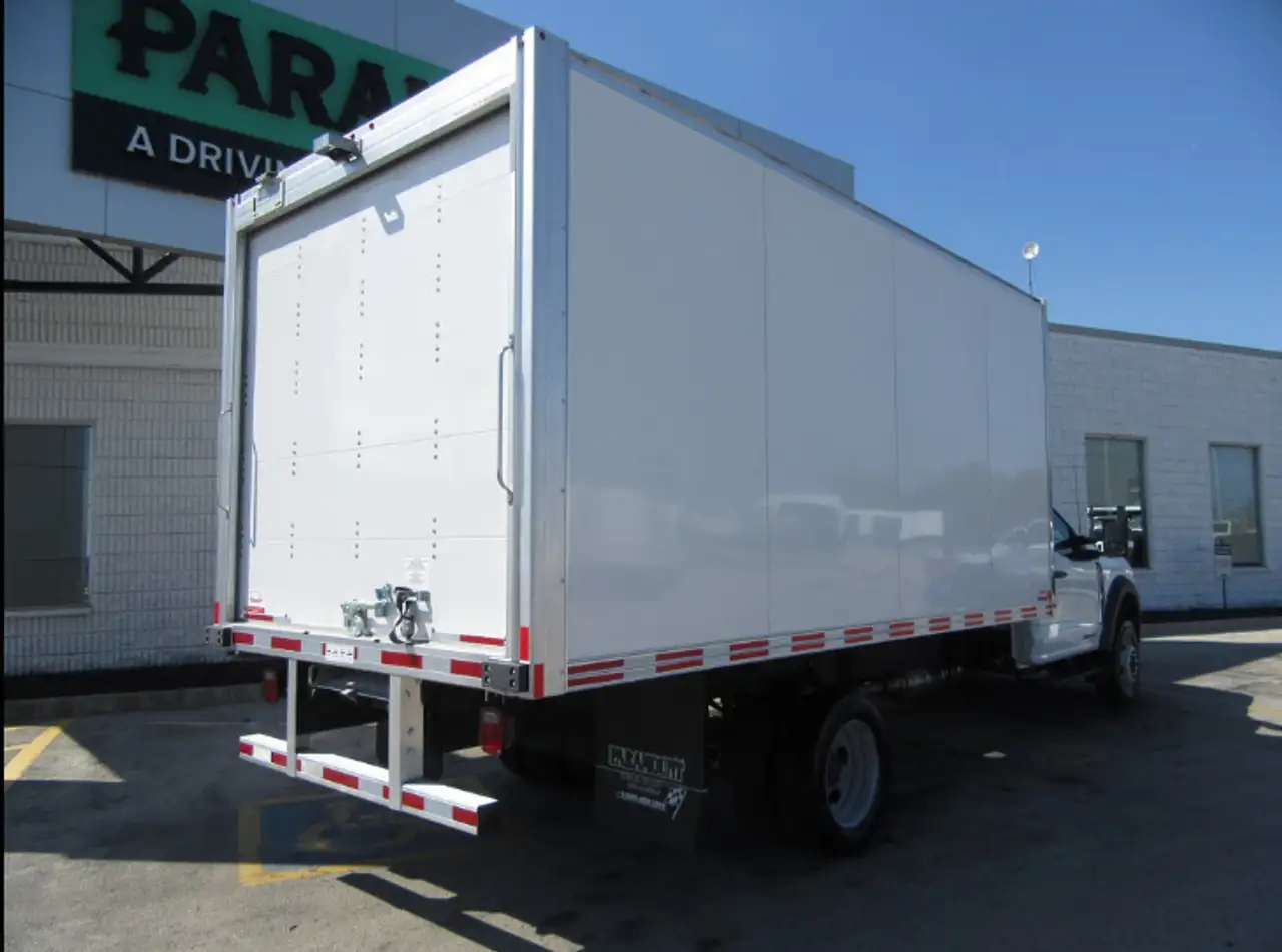 Ford F 550 снимка Ford F 550