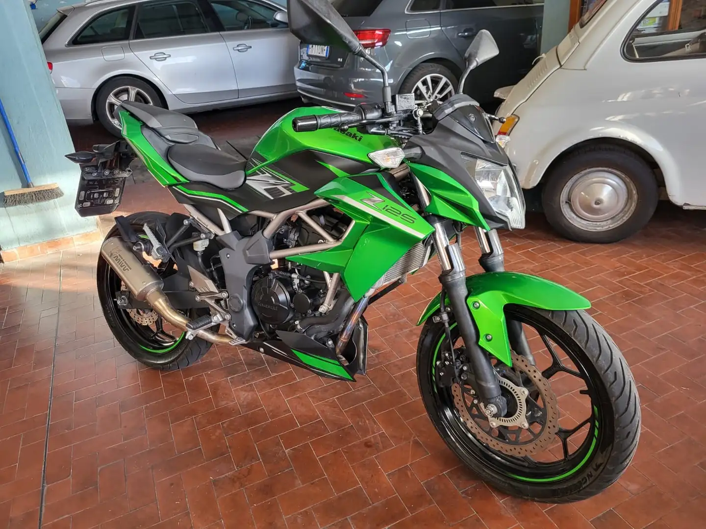 Kawasaki Z 125 Naked Verde - 2