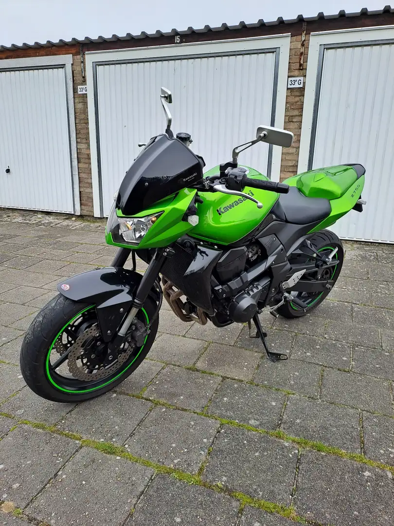 Kawasaki Z 750 Verde - 2