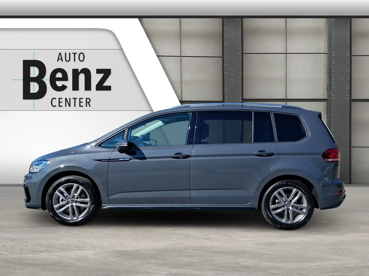 Volkswagen Touran R-LINE 1.5 TSI DSG COMFORTLINE *7-SITZER* Klima 2