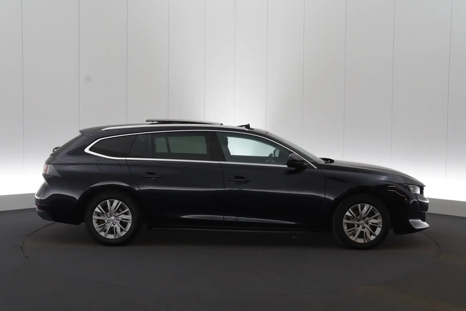 Peugeot 508 SW 1.5 BlueHDi Active GPS PDC CAM Pano Keyless Ver Blauw - 2