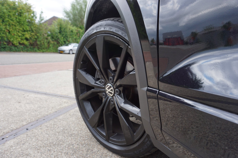 Volkswagen T-Roc 2.0 TSI 4Motion R-Line Business — photo 27