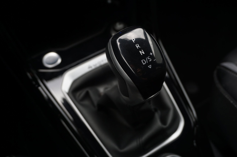 Volkswagen T-Roc 2.0 TSI 4Motion R-Line Business — photo 20