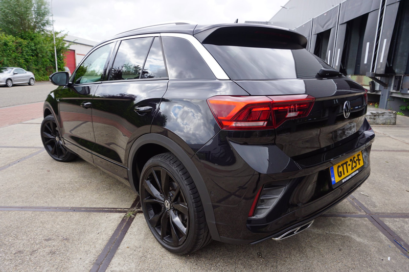 Volkswagen T-Roc 2.0 TSI 4Motion R-Line Business — photo 26