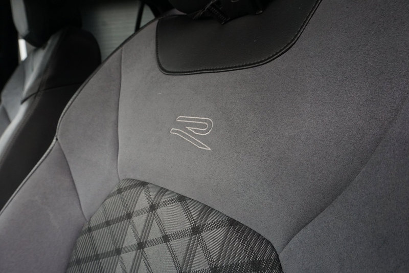 Volkswagen T-Roc 2.0 TSI 4Motion R-Line Business — photo 30