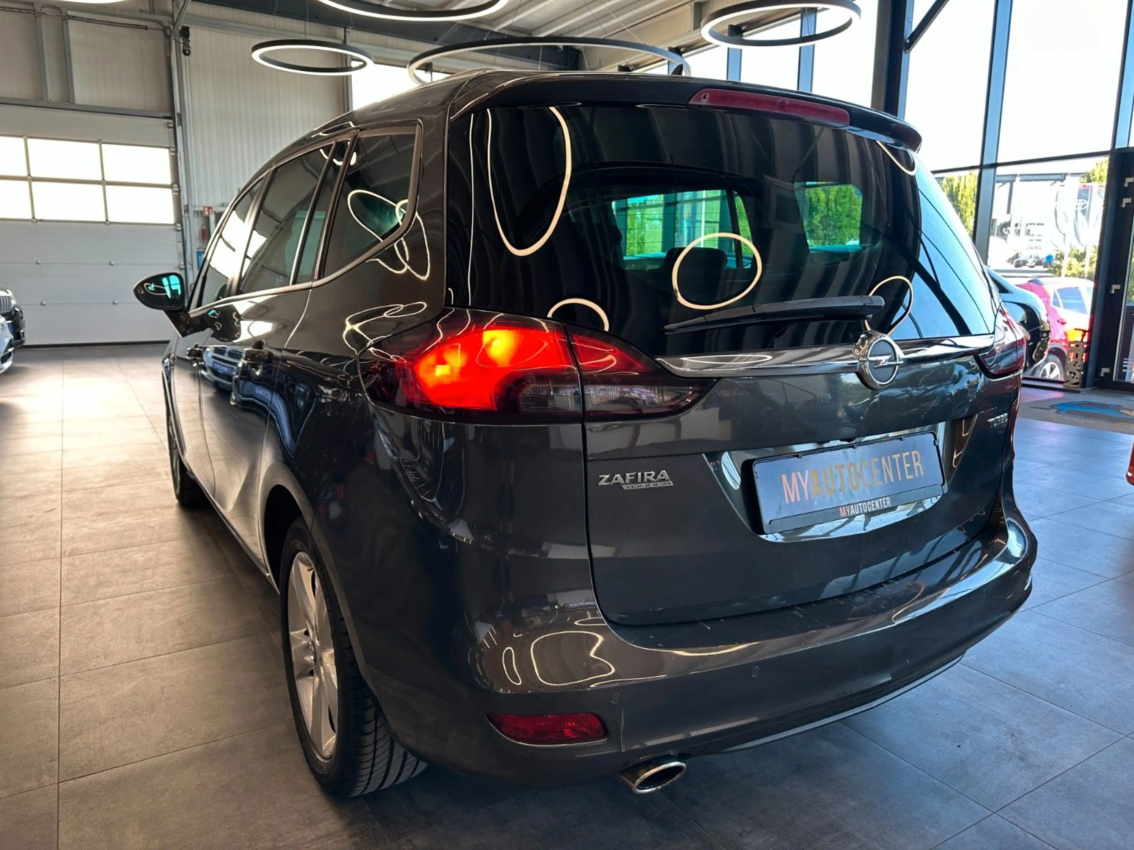 Opel Zafira Tourer *TÜV:7/28*TEMPO*NAVI*LenkradHZ*PDC — photo 5