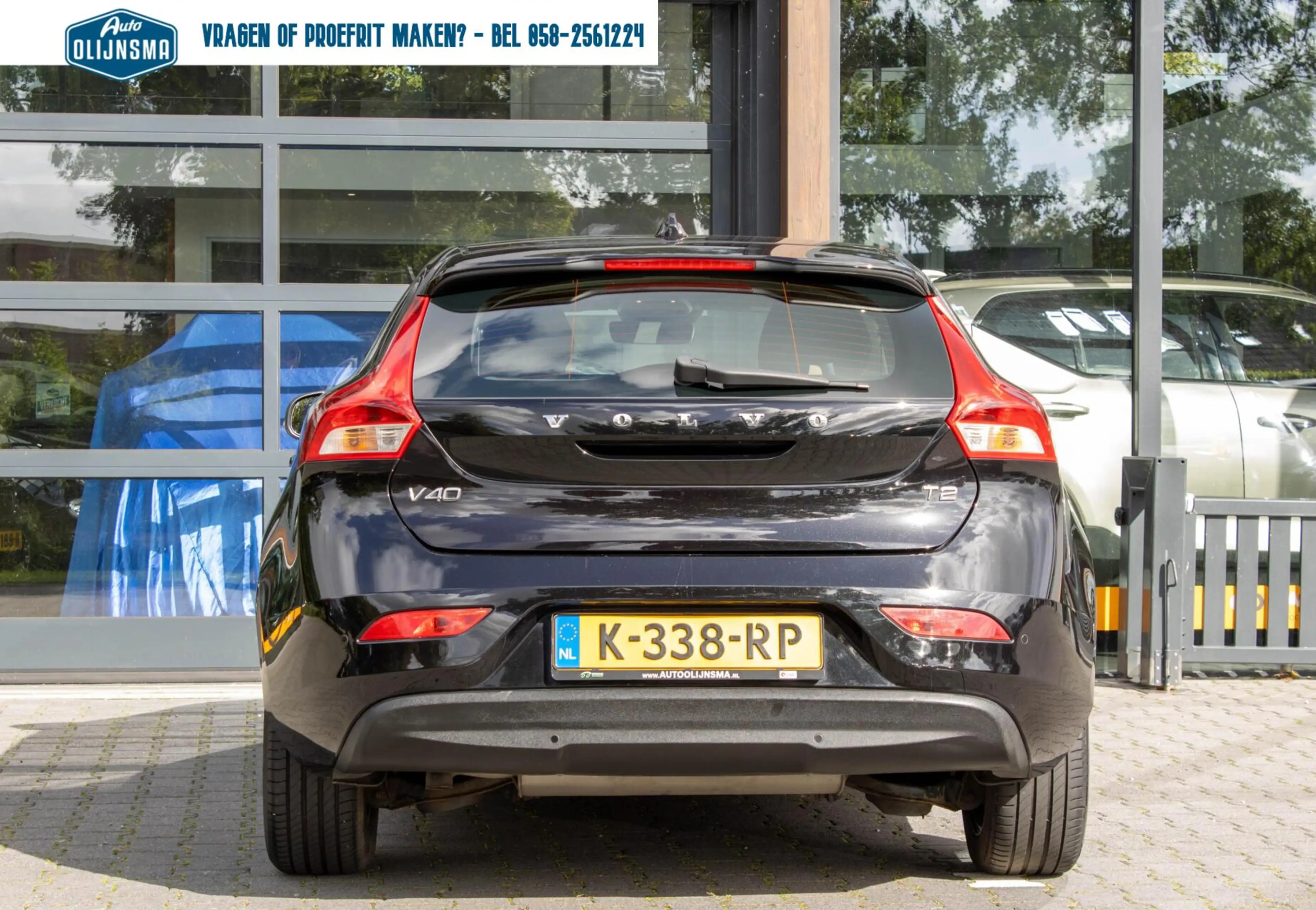 Volvo V40 2.0 T2 Inscription|Parkeersensor achter|Bleutooth| — photo 5