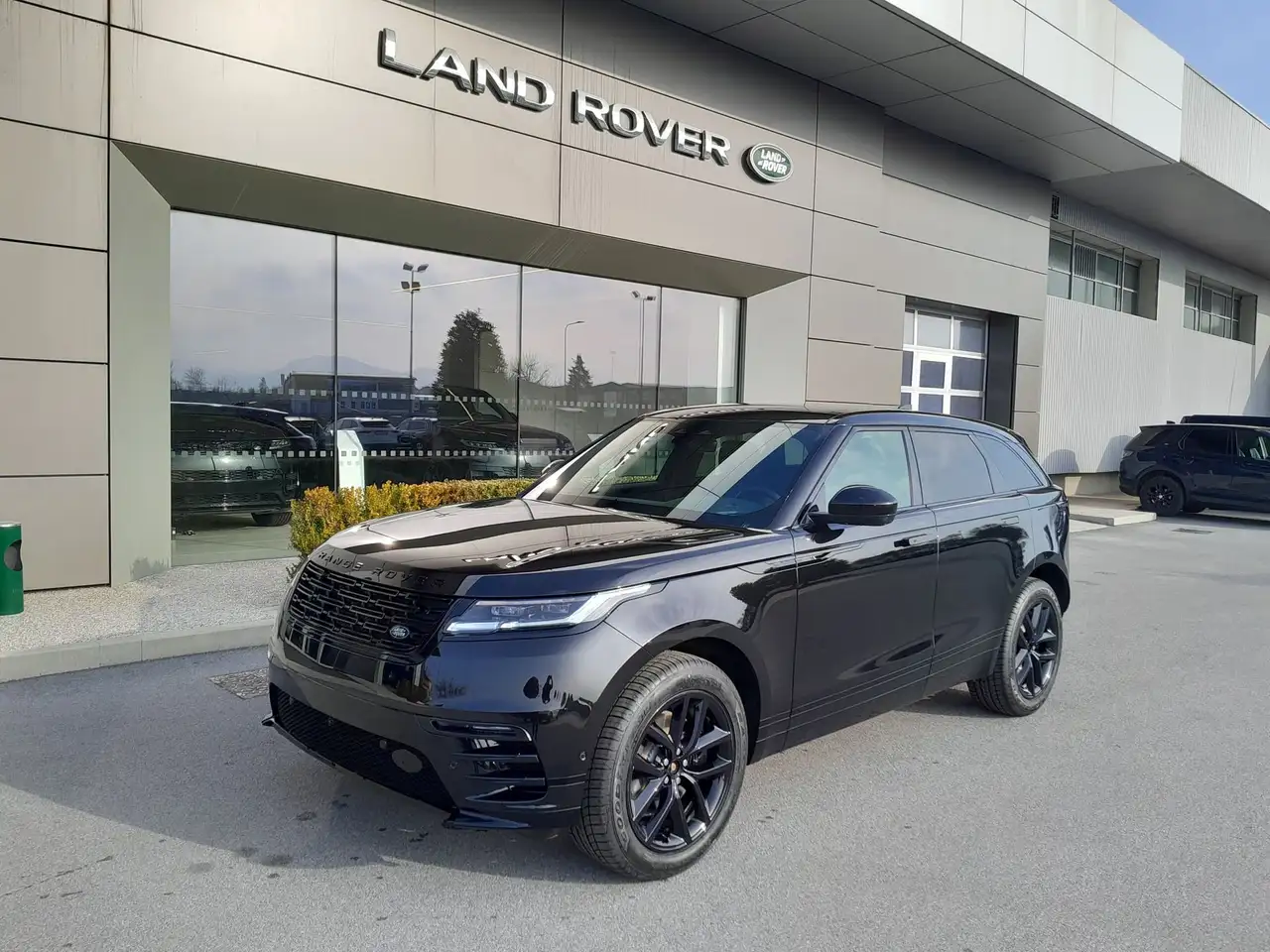 Land Rover Range Rover Velar 2026