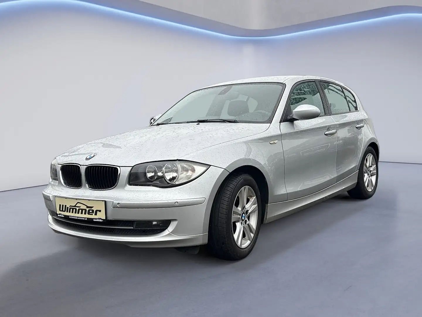 BMW 118 d Österreich-Paket Zilver - 1