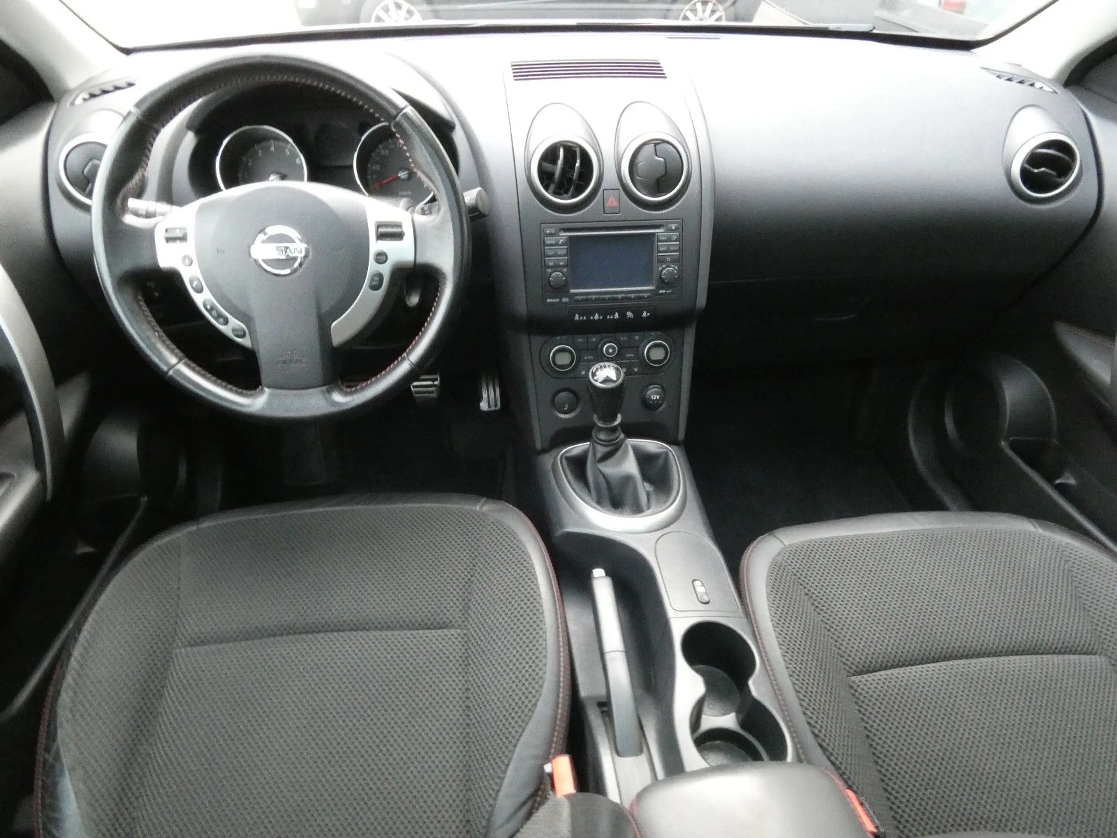 Nissan Qashqai 2.0 I-Way*Panorama*18-Zoll*1.Hand* — photo 8