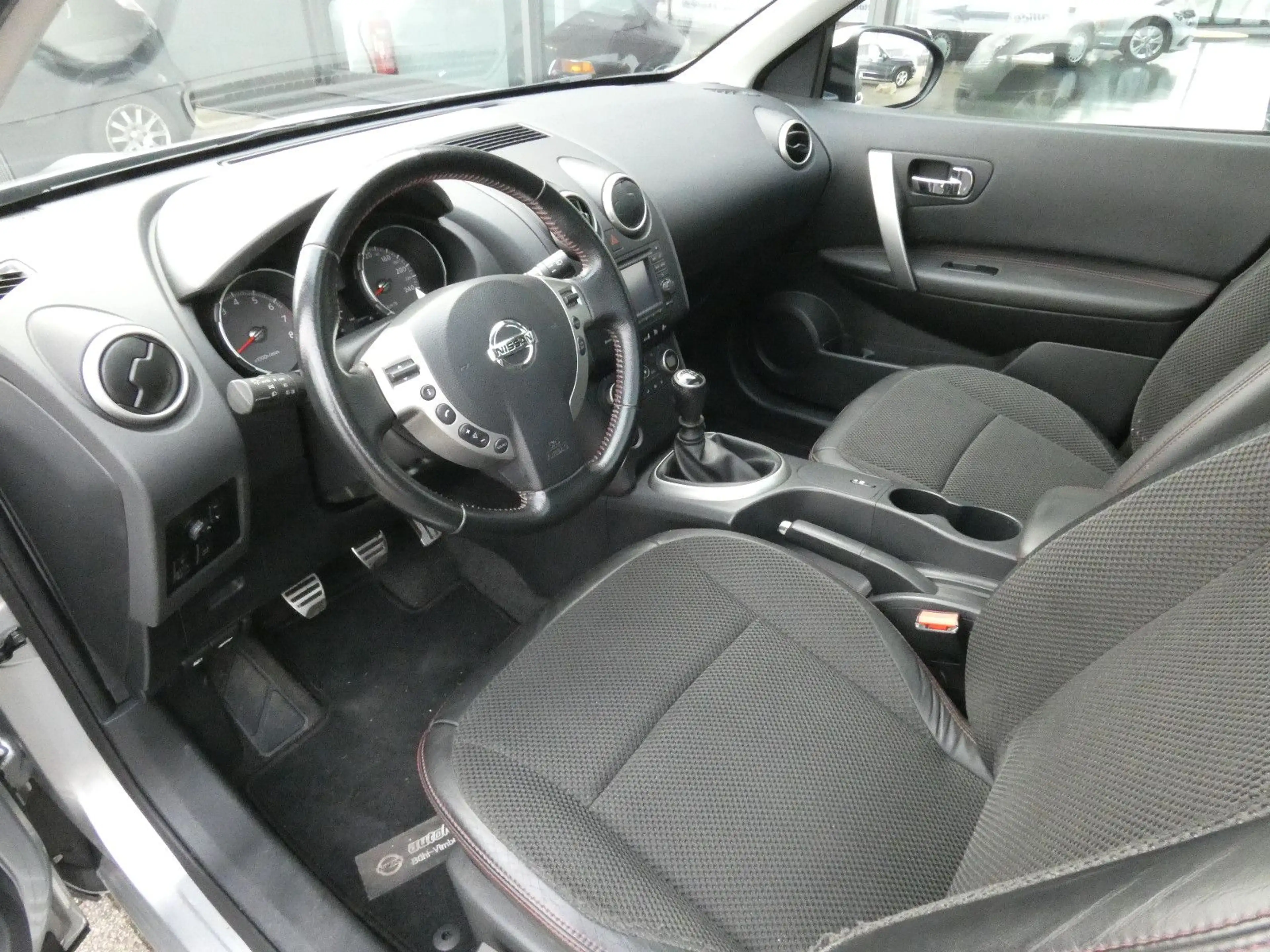 Nissan Qashqai 2.0 I-Way*Panorama*18-Zoll*1.Hand* — photo 7
