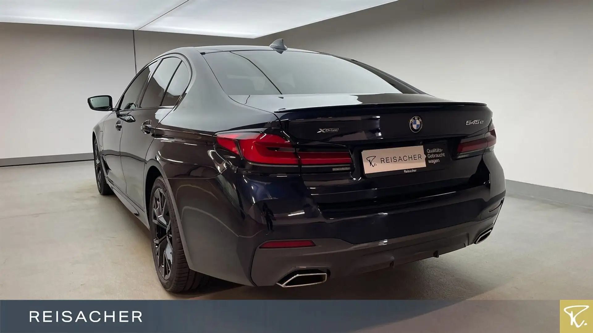 BMW 545 e A xD M-Sport ACC HUD Laser GSD h/k 19" Schwarz - 2