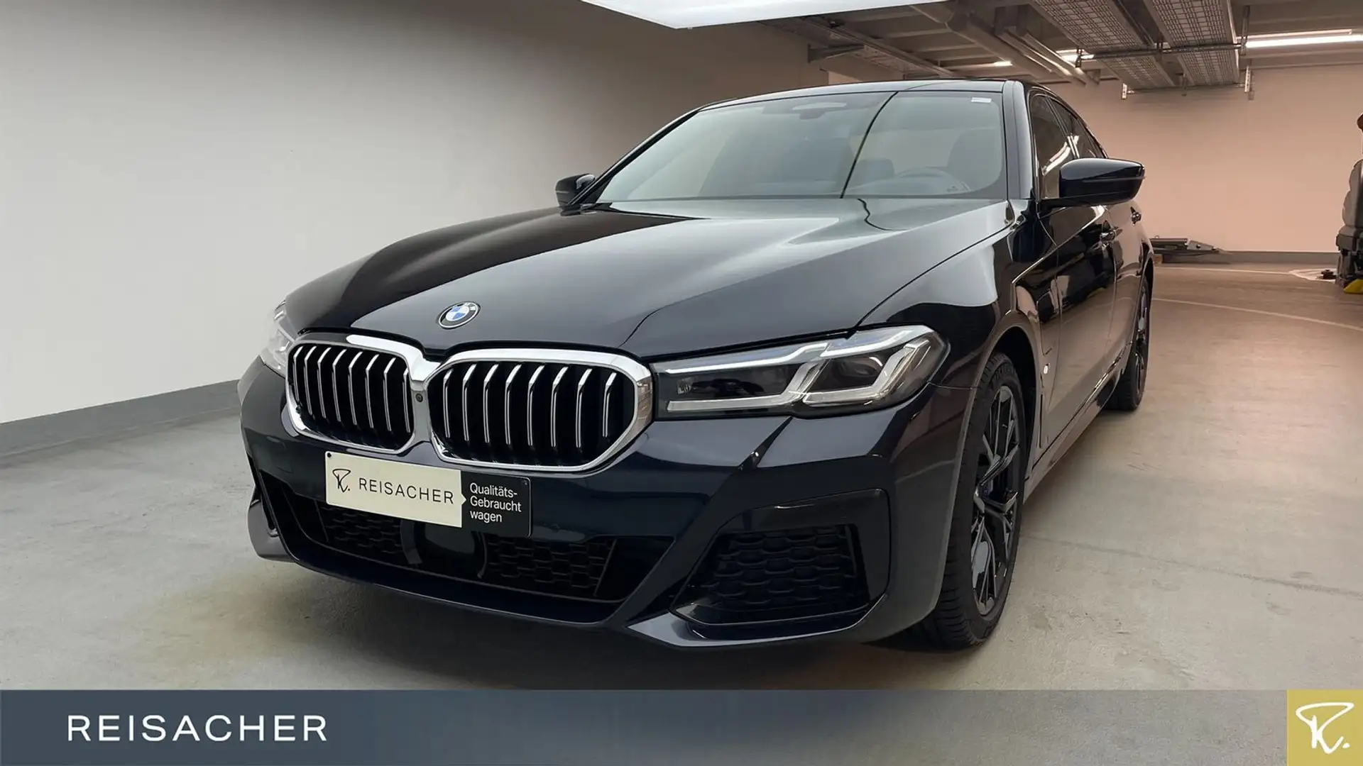 BMW 545 e A xD M-Sport ACC HUD Laser GSD h/k 19" Schwarz - 1