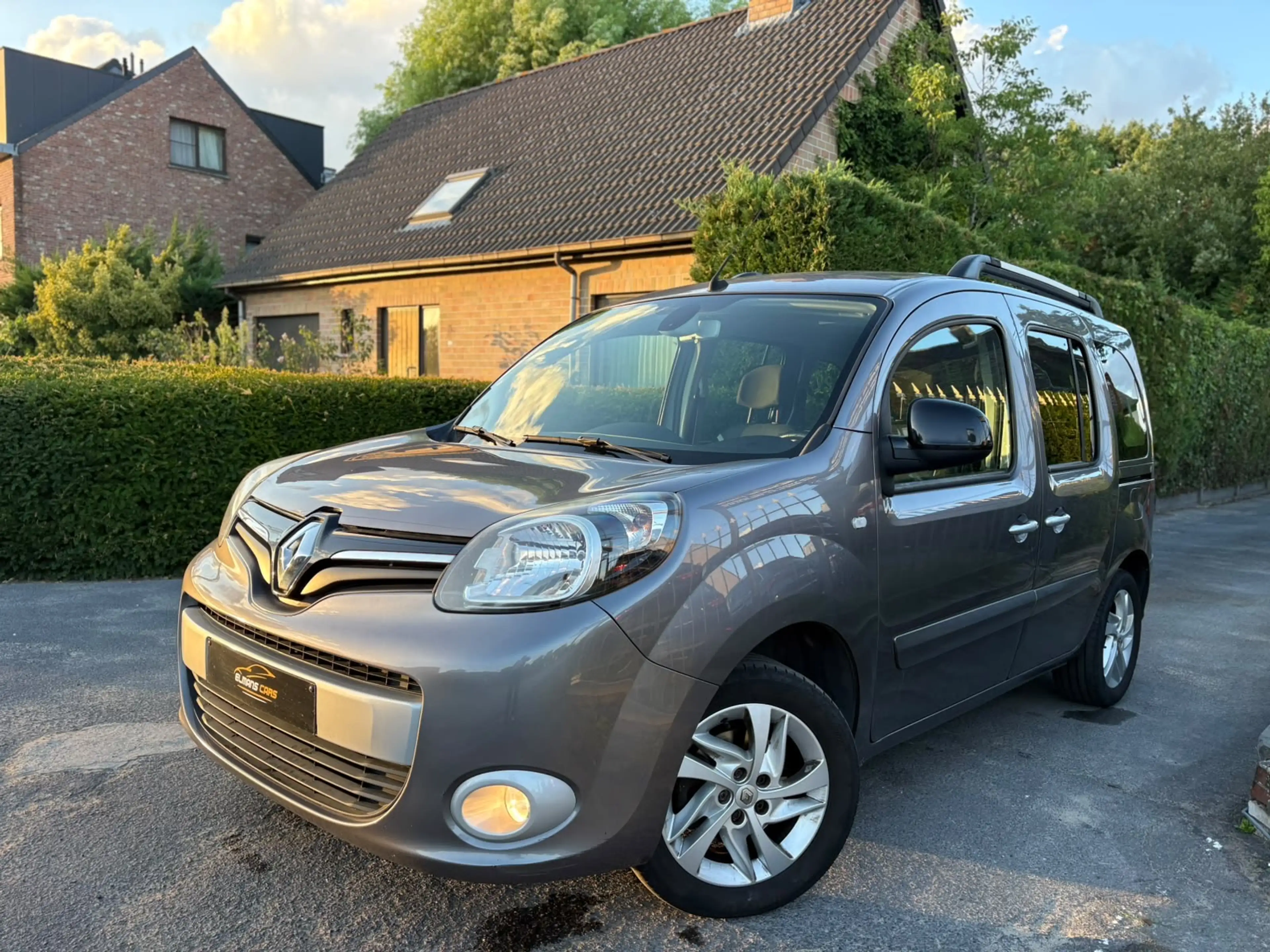 Renault Kangoo Grand Kangoo 1.5 dCi — photo 3