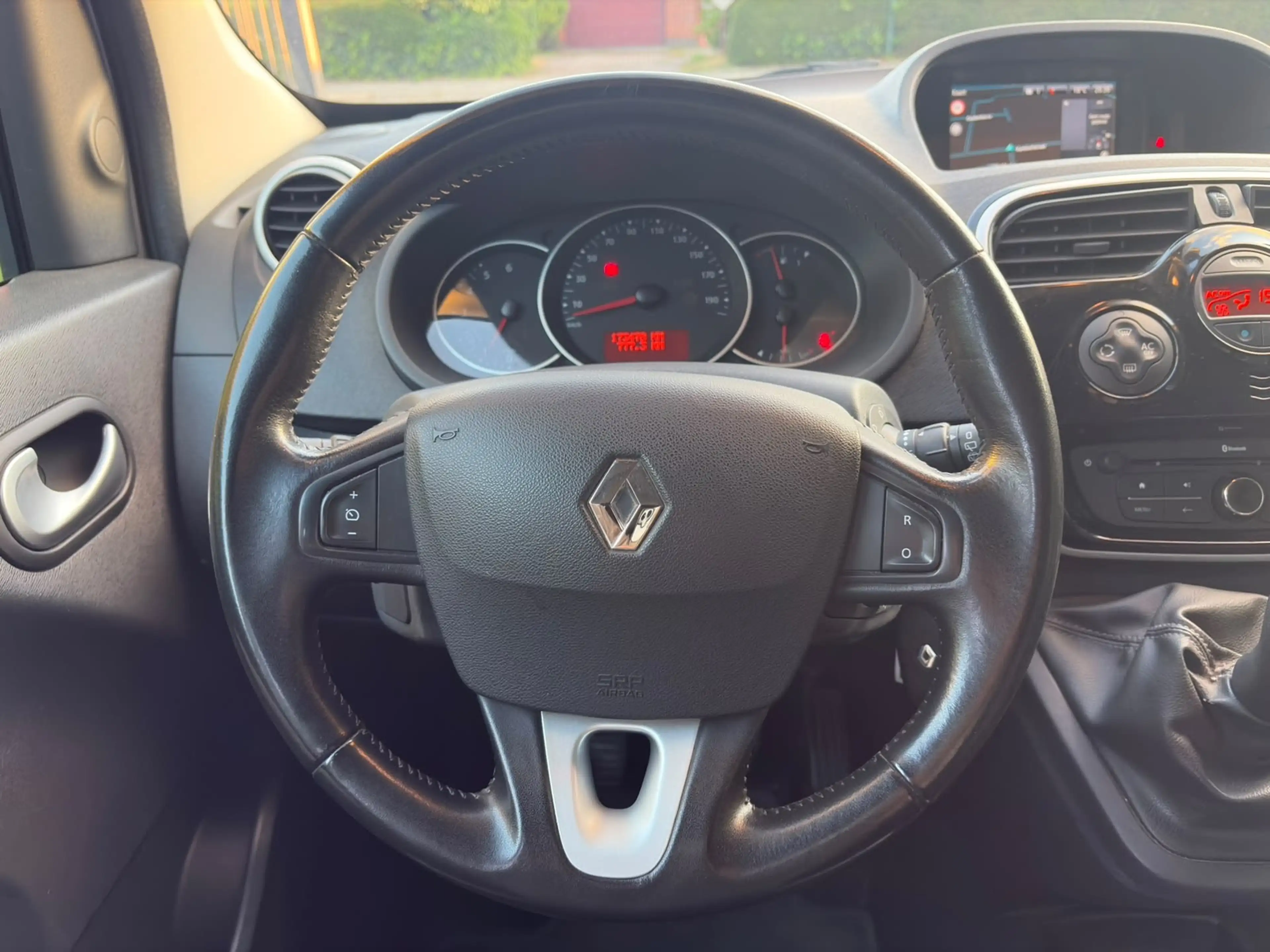 Renault Kangoo Grand Kangoo 1.5 dCi — photo 10