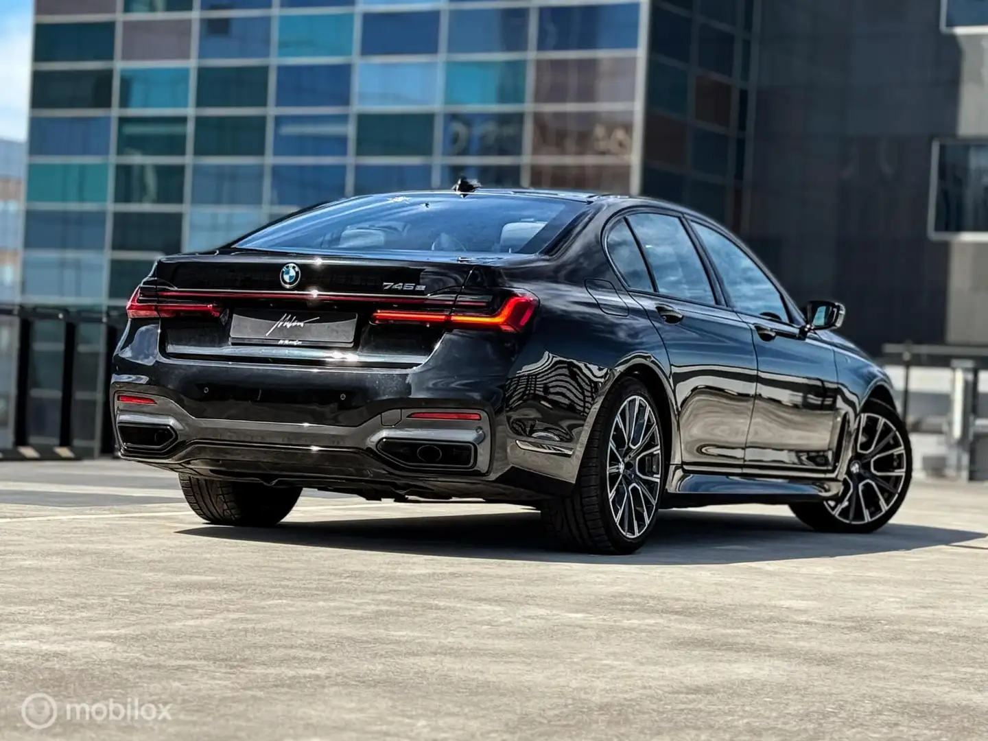 BMW 745 7-serie 745e M Sport |HUD |TV schermen |360 Nero - 2