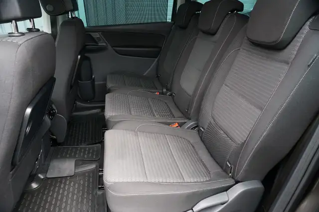 Seat Alhambra view 13