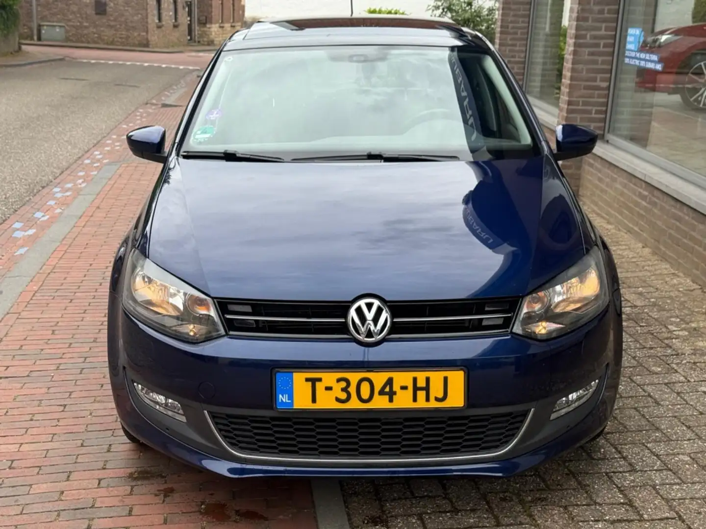 Volkswagen Polo 1.2 TSI Comfortline Azul - 1