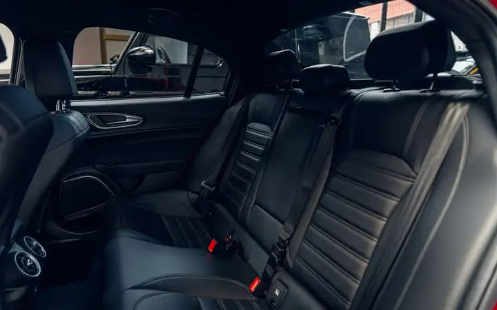 Alfa Romeo Giulia 2022, foto 17