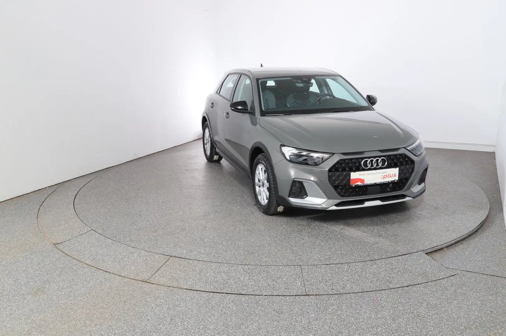 Audi A1 30 TFSI intense Grau - 2